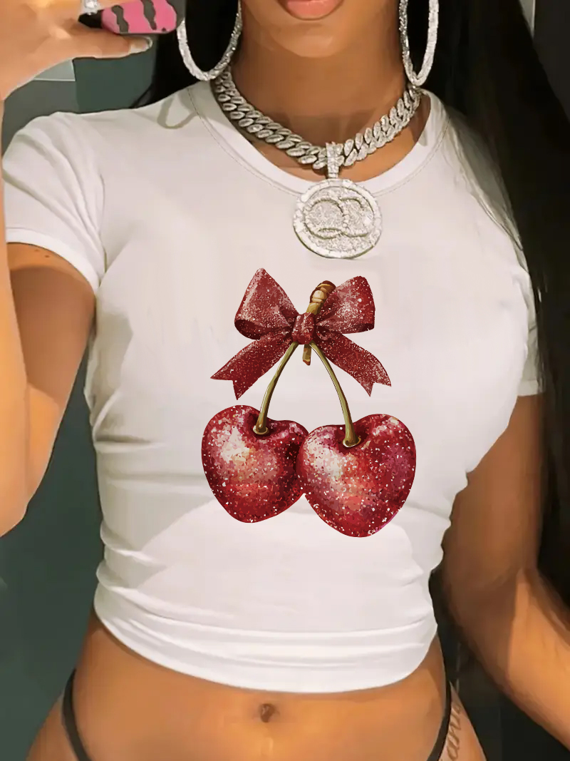 Women'S Fashion From The 90S - Retro 90s Chic Cropped Cherry Print