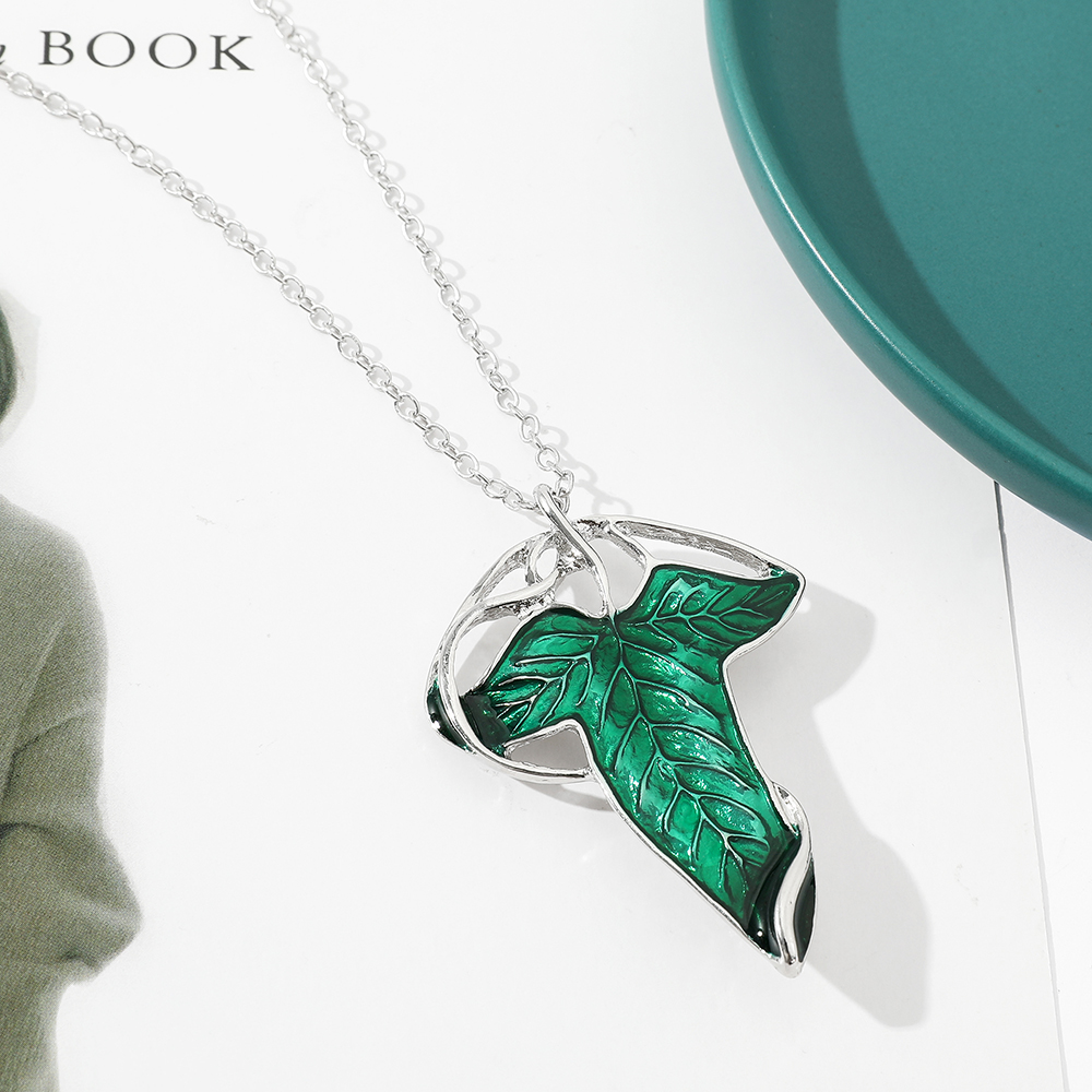 Vintage Green Leaf Pendant Nec - Women Fashion Jewellery recension och pris