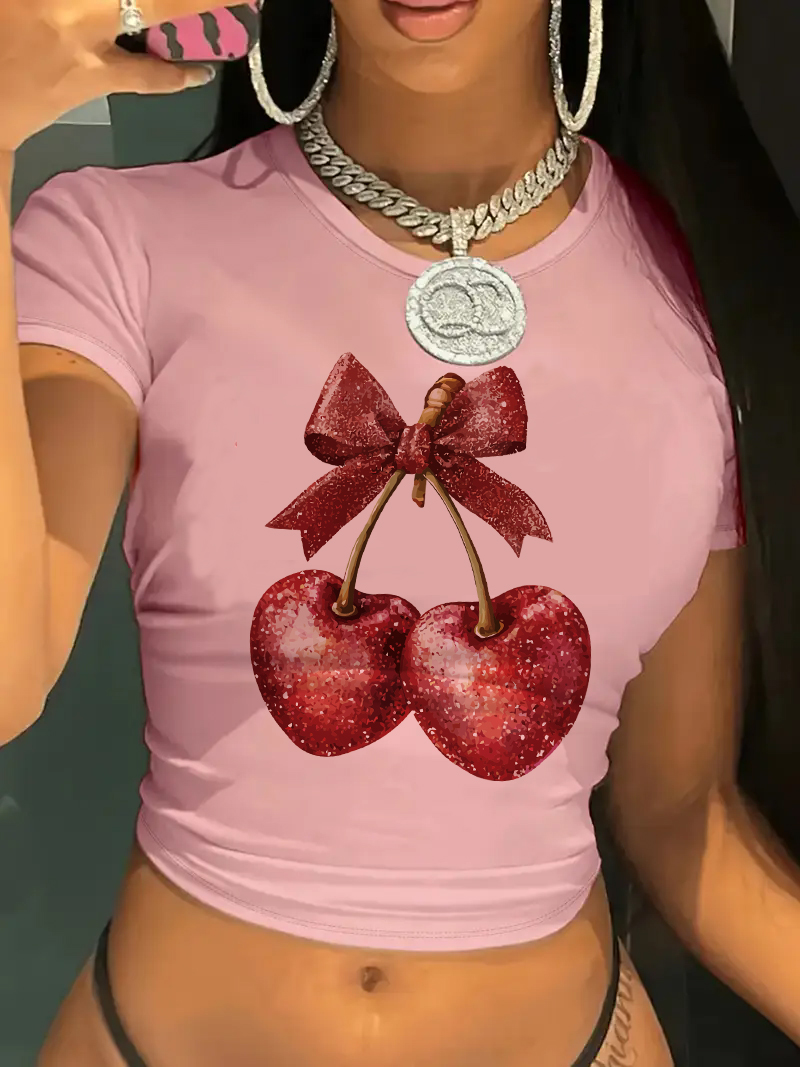 Retro 90s Chic Cropped Cherry  - Women'S Fashion From The 90S recension och pris